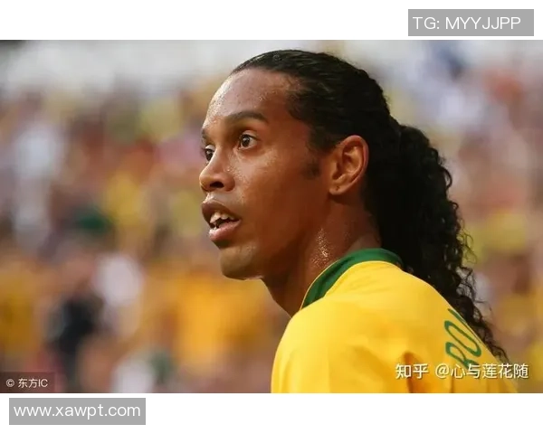 足球球星颜值基因传承揭示明星孩子们的魅力与未来潜力